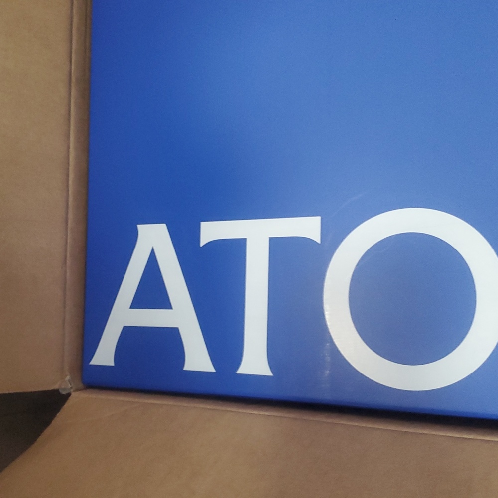 Atorie Big Blue Logo Gift Box - Picture 9 of 9